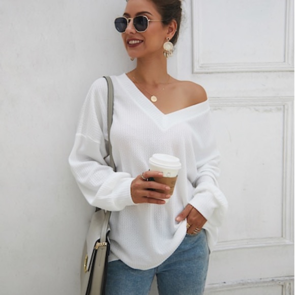 JUST IN ! White drop shoulder- Sweater - Picture 2 of 7